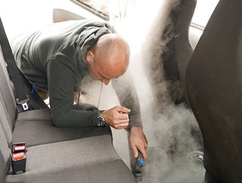 Stoomreiniging-rotterdam-auto-interieur.jpg
